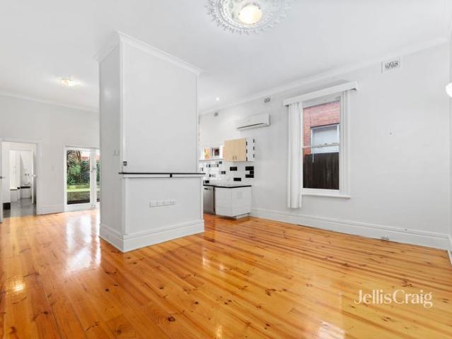 Wonderfully Presented Two Bedroom Residence