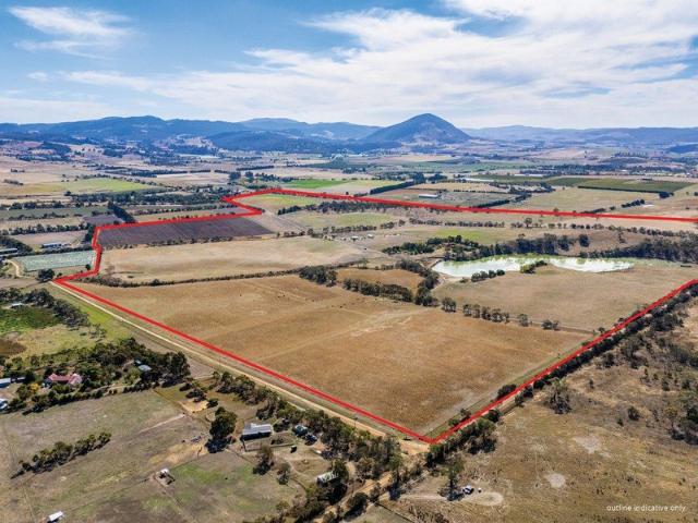 Wondoomarook A Landmark Coal River Valley Estate First Time Offered in almost 40 Years