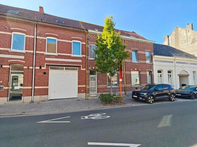 WONING / 3 SLPK/ KOER / GARAGE / CENTRUM HEULE