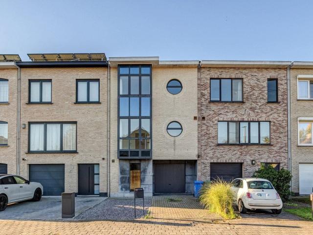 WONING