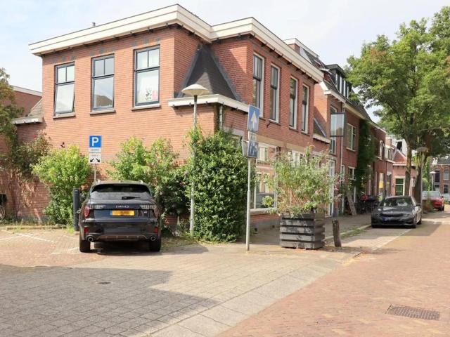 Woning aan de Menno van Coehoornstraat te Utrecht