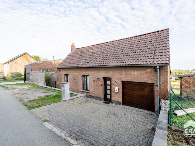 Woning in Saintes