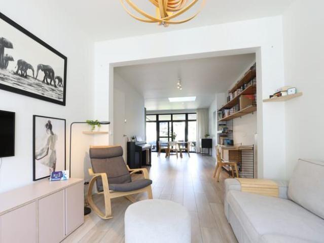Woning met grote tuin nabij Boelaerpark