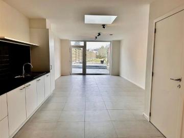 Woning met grote tuin te huur in Bevere