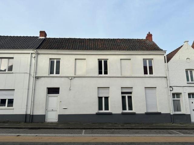 Woning met 2 slaapkamers en carport te huur te Destelbergen