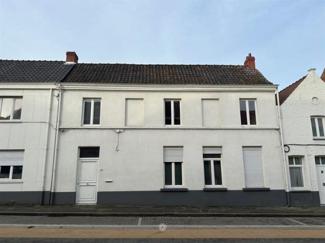 Woning met 2 slaapkamers en carport te huur te Destelbergen