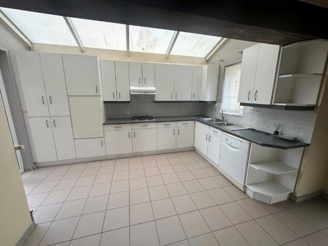 Woning met 2 slaapkamers en garage