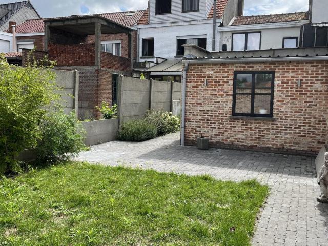 Woning met 2 slaapkamers en tuin te huur in Schoten