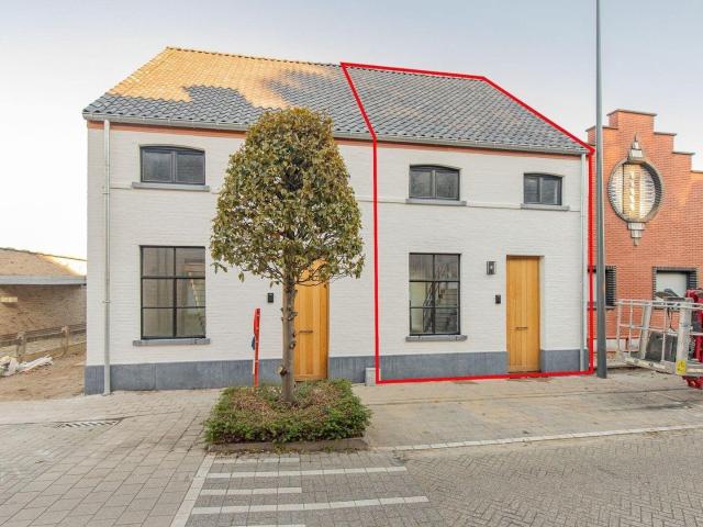 Woning met 2 slaapkamers, terras en tuin