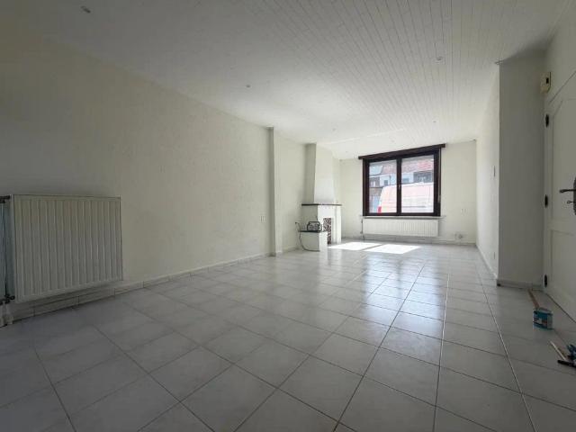 WONING MET 2 SLAAPKAMERS, TUIN EN PRACHTIG UITZICHT OP DE LEIE