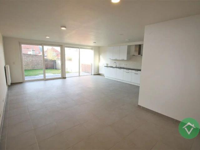 Woning met 3 slaapkamers en tuin te Torhout