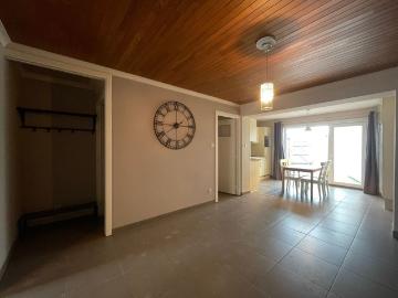 Woning met 3 slaapkamers en zeer ruime tuin in hartje Kortemark