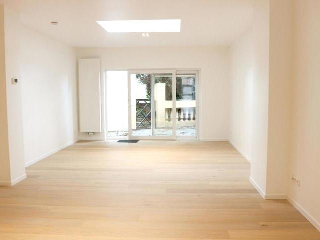 Woning met 3 slaapkamers met mezzanine en terras nabij UZ