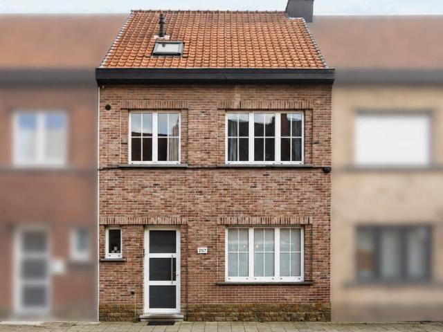 Woning met 4 slp, 2 badkms, thuisbatterij en zonnepanelen