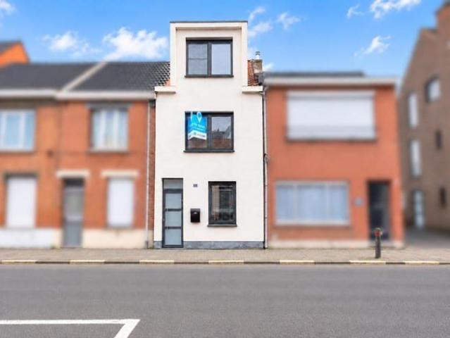 Woning nabij centrum Beveren