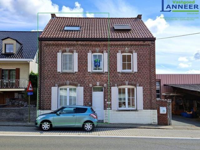 Woning nabij het centrum van Vollezele