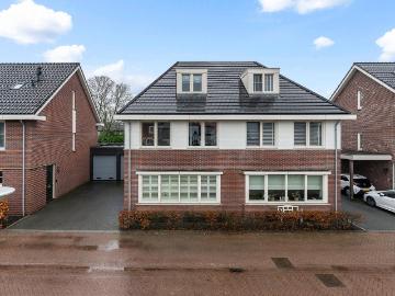 Woning te koop: Voorneveldstraat 10 3195SP Pernis Rotterdam Vastgoed Nederland