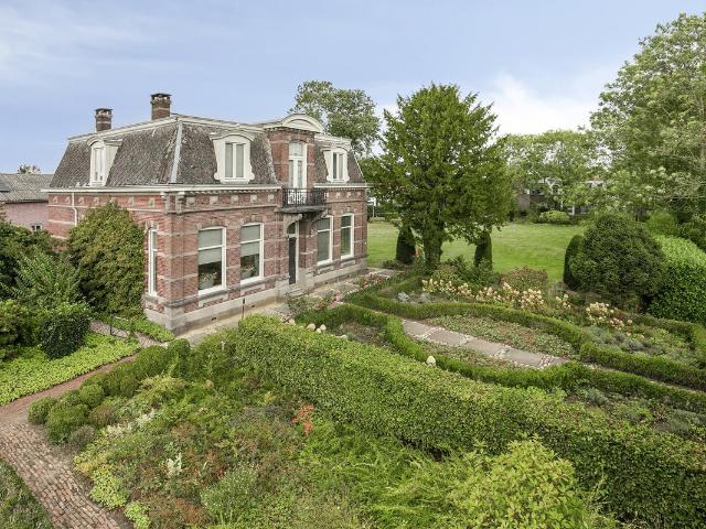 Woning te koop: Waterstraat 4 4724BG Wouw Vastgoed Nederland