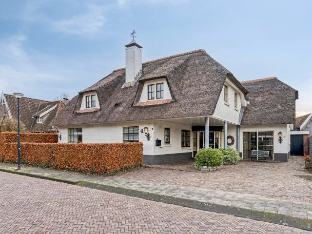 Woning te koop: Zuiderstraat 24 7468CX Enter Vastgoed Nederland