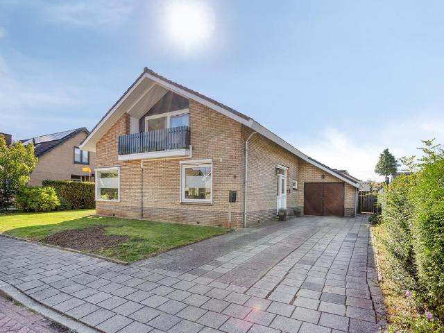 Woning te koop: Calsstraat 9 6671AM Zetten Vastgoed Nederland