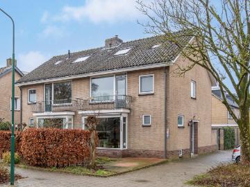 Olland, Meierijstad, Noord-Brabant - Parkeerplaats