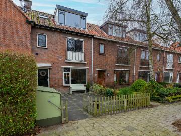 Olland, Meierijstad, Noord-Brabant - IUitgeruste keuken