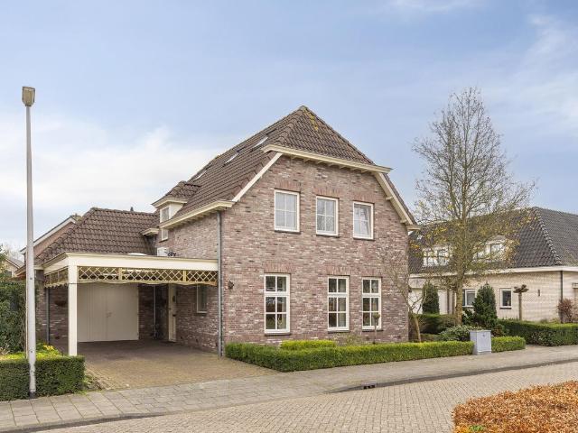 Woning te koop: De Steenenborch 20 5253XC Nieuwkuijk Vastgoed Nederland