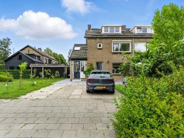 Olland, Meierijstad, Noord-Brabant - Parkeerplaats
