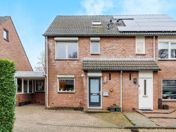 Olland, Meierijstad, Noord-Brabant - IUitgeruste keuken