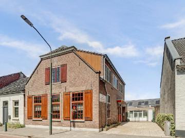 Olland, Meierijstad, Noord-Brabant - Parkeerplaats