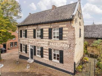 Berg aan de Maas, Stein, Limburg - Kelder