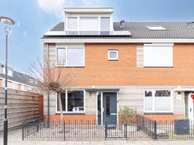 Woning te koop: Lindenstraat 19 3752CM Bunschoten Spakenburg Vastgoed Nederland