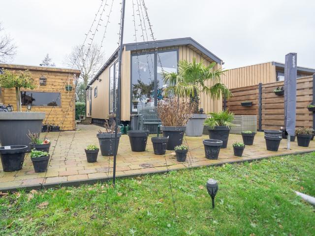 Woning te koop: Oosteinderweg 83 051 1 AB Wognum Vastgoed Nederland