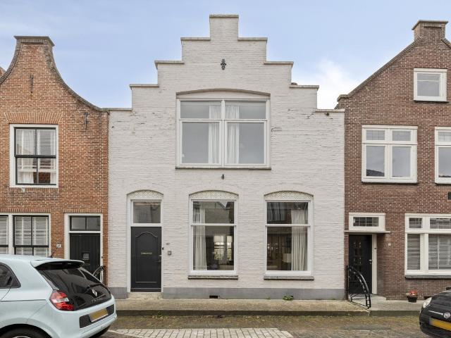 Woning te koop: Sint Domusstraat 62 4301CR Zierikzee Vastgoed Nederland