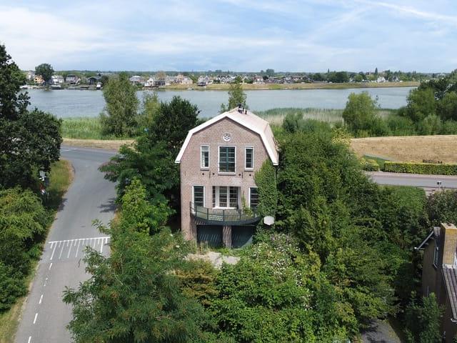 house for rent in Sluis 51 2964AS Molenlanden Groot Ammers Dorp Groot Ammers