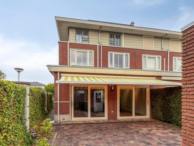 house for rent in Renate Rubinsteinlaan 9 1187 WS Amstelveen Schrijversbuurt
