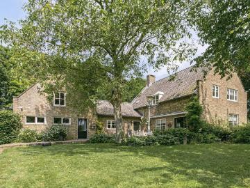 Olland, Meierijstad, Noord-Brabant - Parkeerplaats