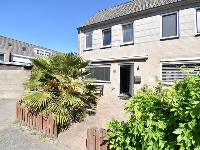 Woning te huur: Cornelis Edelmanstraat 13 1447GH Purmerend
