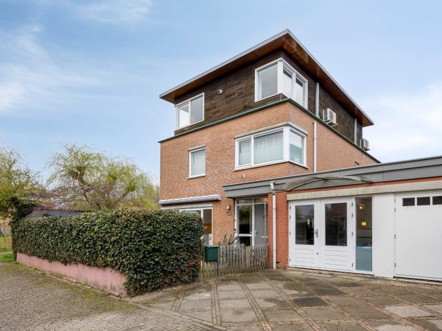 Woning te huur: Eisdenstraat 68 1066LL Amsterdam