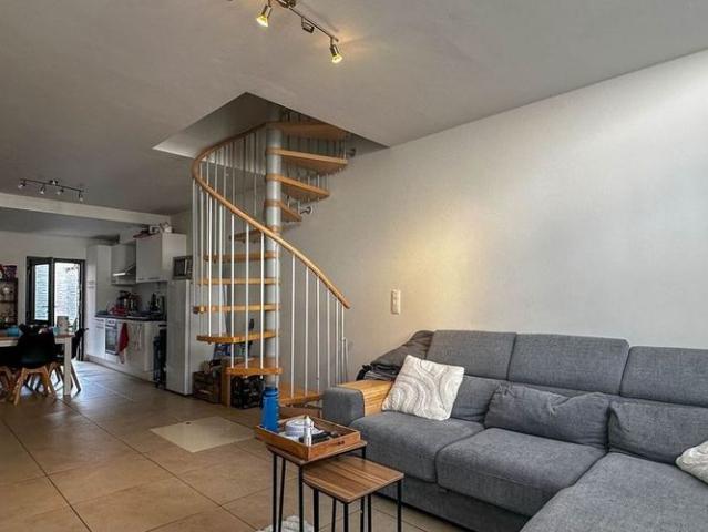 Woning te huur in Tournai voor € 795 met 2 slaapkamers