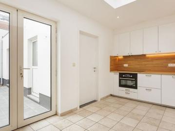 Woning te huur in Turnhout voor € 1.100 met 4 slaapkamers