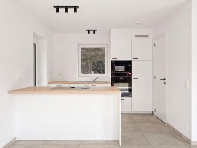 Woning te huur in Vinkt voor € 995 met 3 slaapkamers
