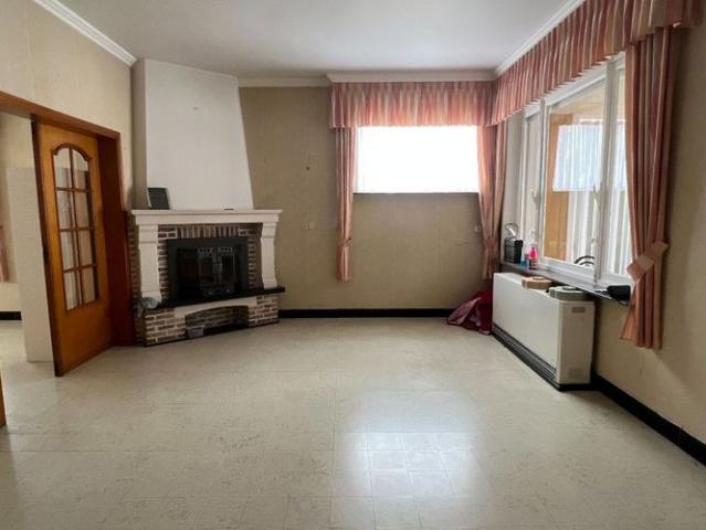 Woning te huur in Vlamertinge voor € 740 met 3 slaapkamers