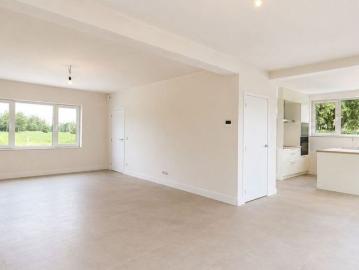 Woning te huur in Waasmunster voor € 1.400 met 3 slaapkamers