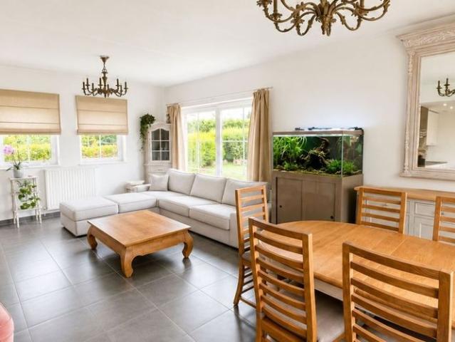 Woning te huur in Walhain Saint Paul voor € 1.690 met 4 slaapkamers