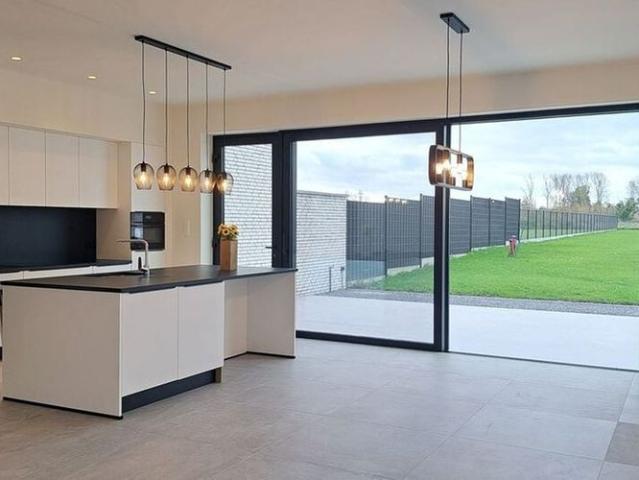 Woning te huur in Wellen voor € 1.380 met 3 slaapkamers