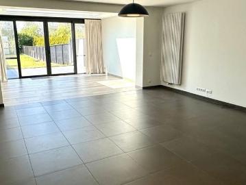 Geschakelde Woning te huur in Ostende - Tuin