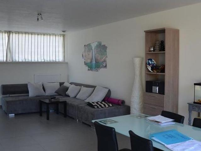 Woning te huur in Westrozebeke voor € 850 met 3 slaapkamers
