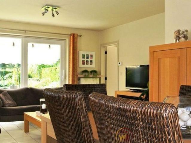 Woning te huur in Wevelgem voor € 975 met 3 slaapkamers