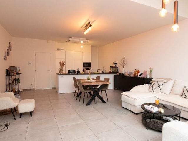 Woning te huur in Wielsbeke voor € 1.020 met 3 slaapkamers